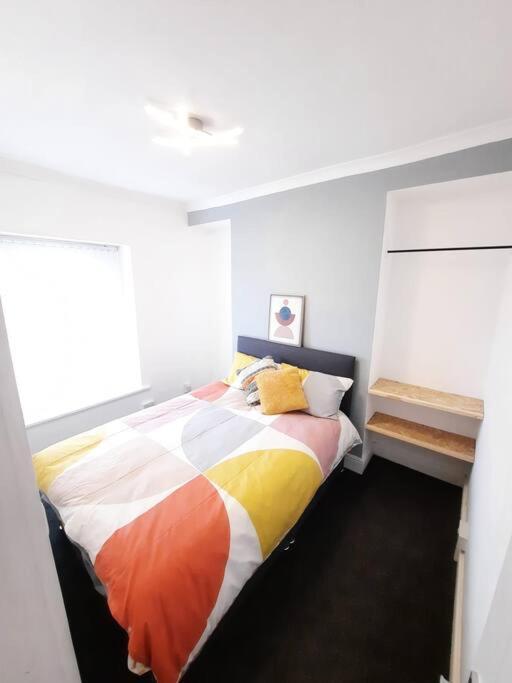 4-bedroom - Ideal For Groups Working Away From Holiday home